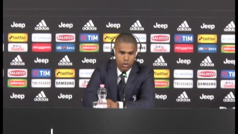 Douglas Costa: "Allegri saprà sostituire Bonucci"