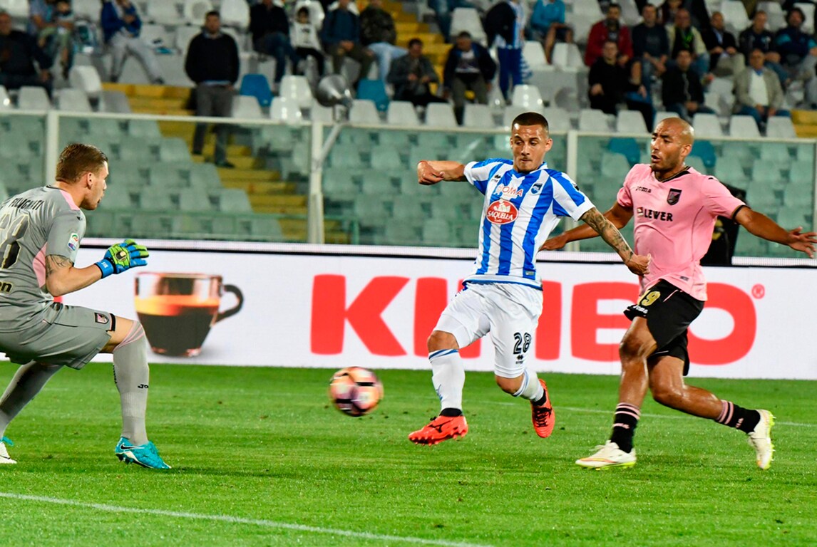 Calciomercato Pescara, Mitrita in prestito all'Universitatea Craiova