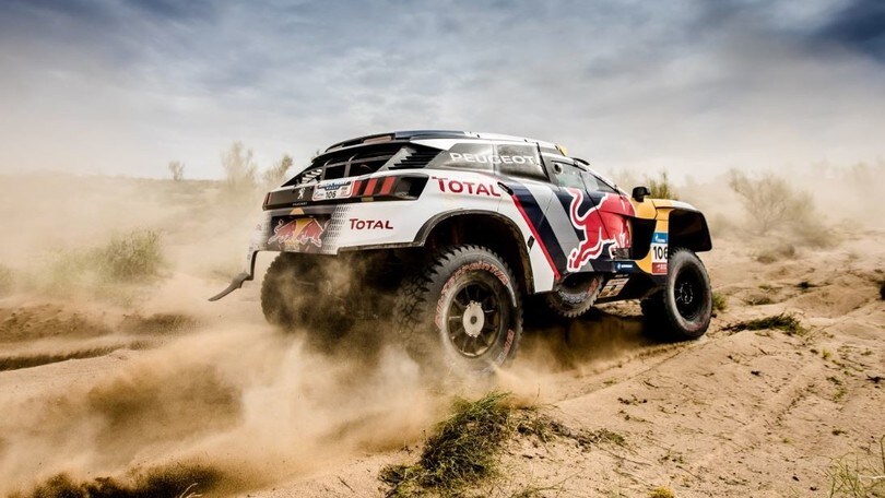 Peugeot, "the nel deserto" al Silk Way Rally