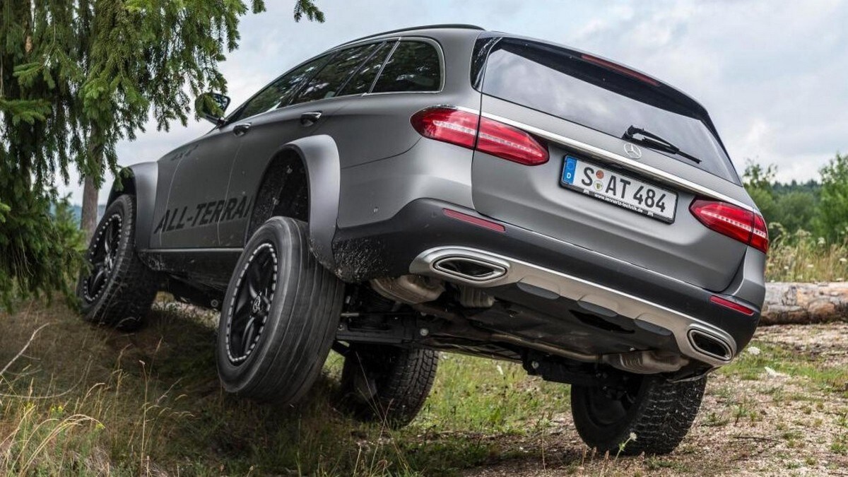 Mercedes E All-Terrain 4x4², immagini