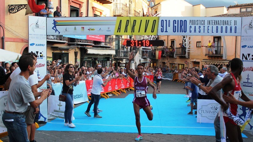 C'è il Giro di Castelbuono, la gara più antica d'Europa. Come sempre il 26 Luglio