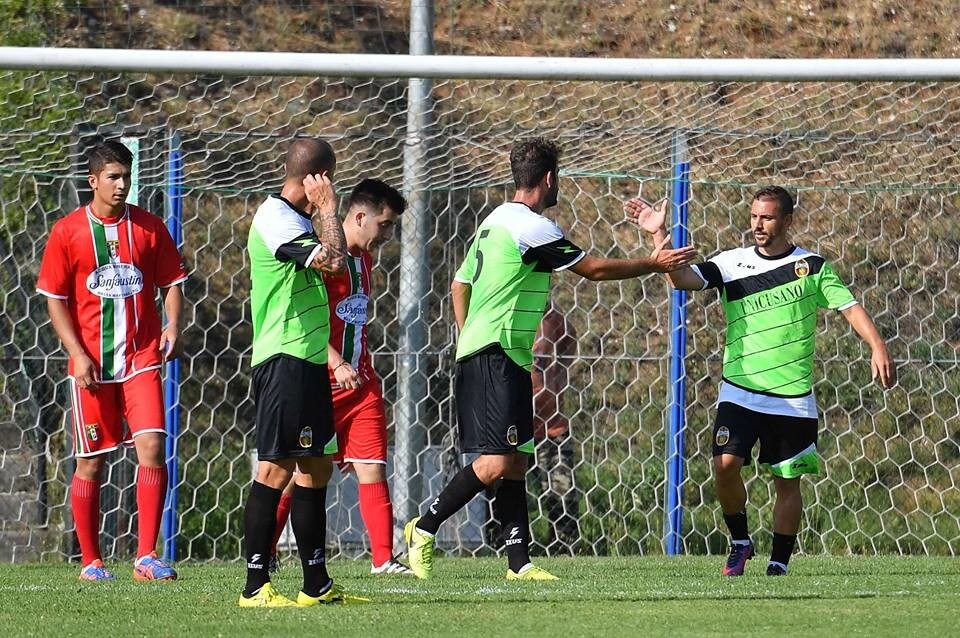 Serie B, arrivano le nuove maglie dell'Unicusano Ternana