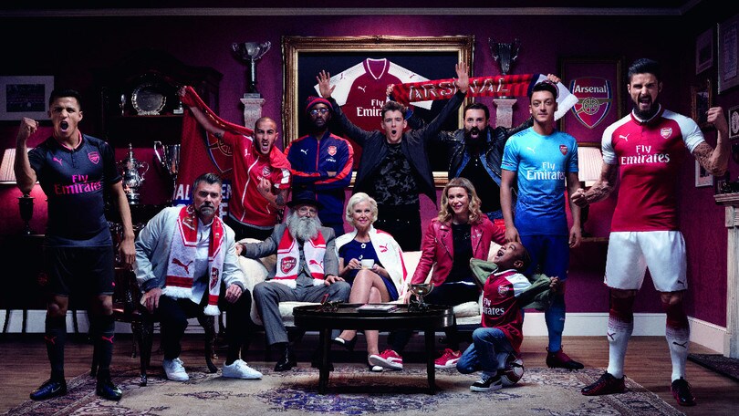 PUMA presenta: "Arsenal FC Kit Away" 2017 - 2018