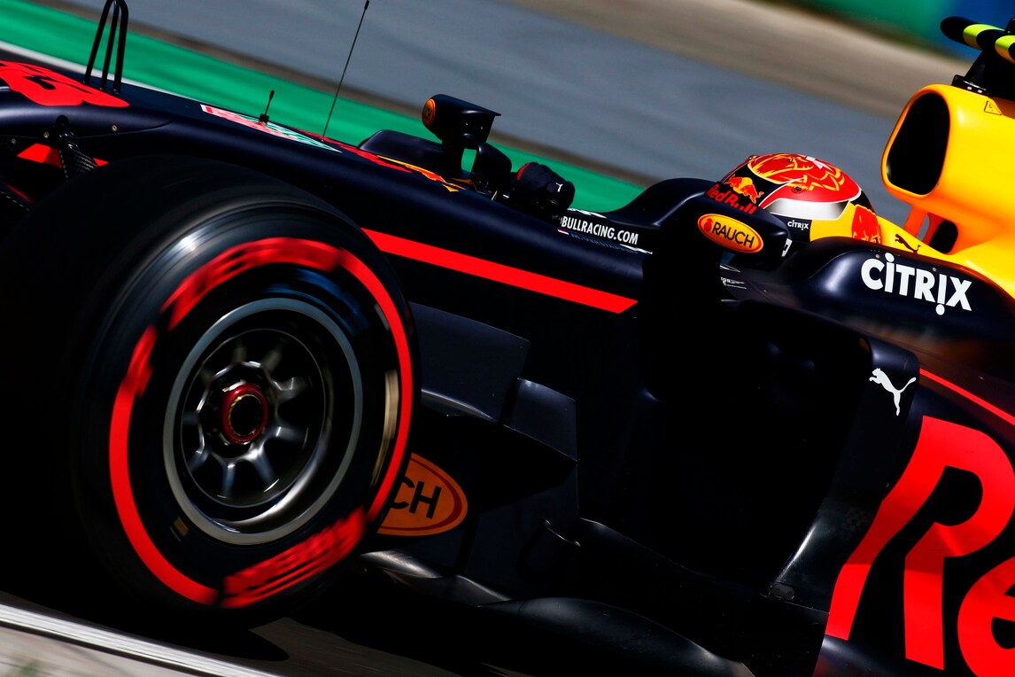 F1 Malesia: Red Bull prime sul bagnato, Vettel è 5°