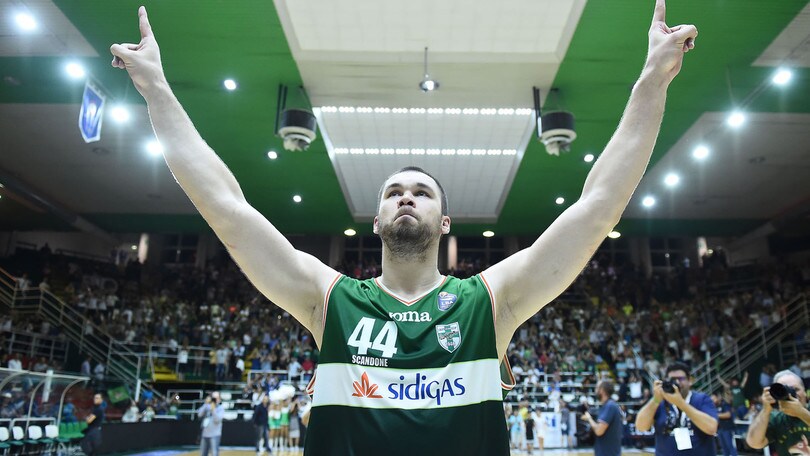Basket Serie A, Avellino conferma Fesenko
