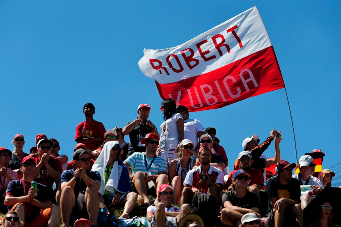 F1, a Budapest Kubica in pista per i test
