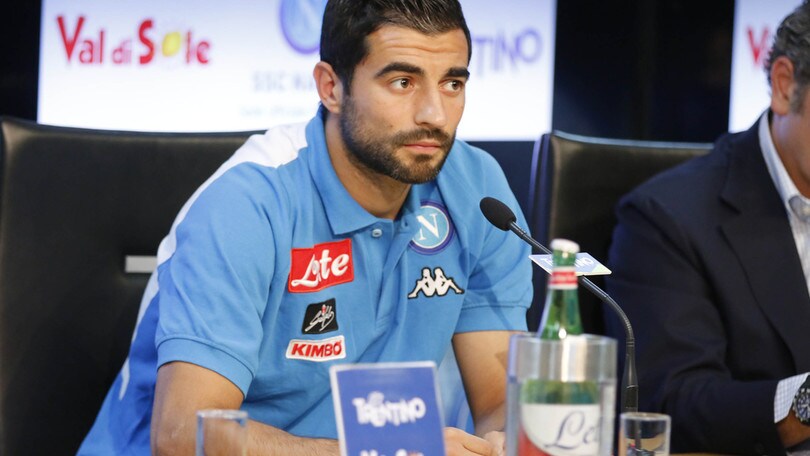 Serie A Napoli, Albiol: «Bonucci? La Juventus ha rinforzato il Milan»