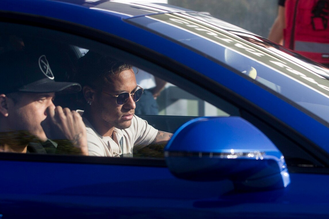 Calciomercato Barcellona, Neymar lascia l'allenamento. Va al Psg