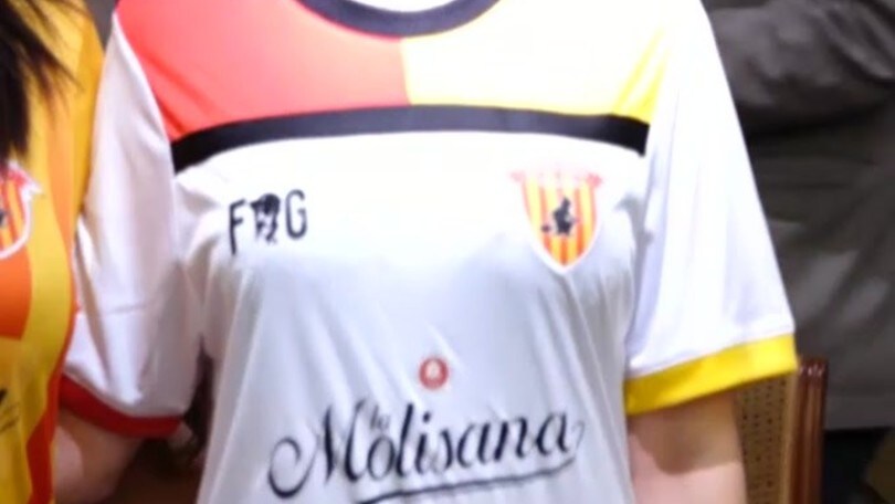 Benevento, ecco le maglie per la nuova stagione
