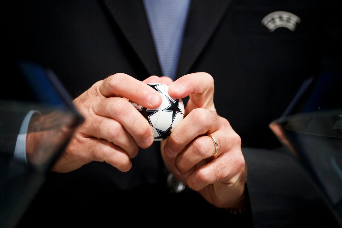 Champions League, preliminari: le date e gli orari di Napoli-Nizza