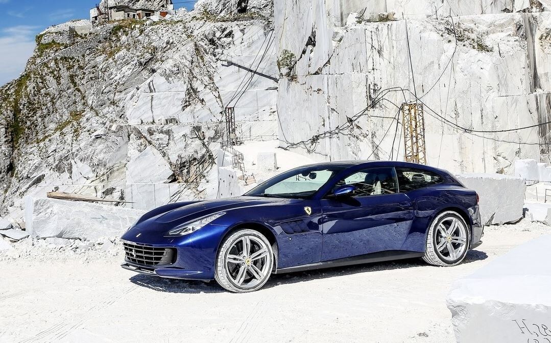 Ferrari, nuovi modelli per arrivare a quota 10 mila