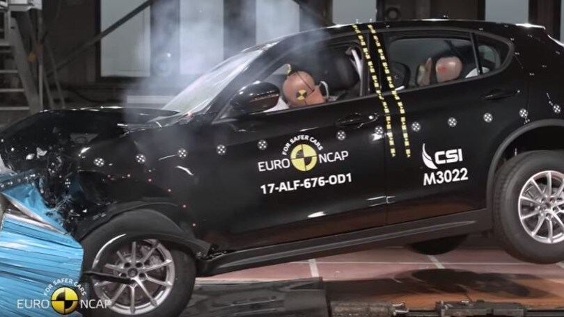 Alfa Romeo Stelvio, massimo dei voti nei crash test