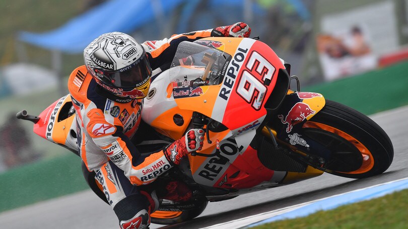 MotoGp, Brno: Marquez vola nelle libere, Rossi 3°