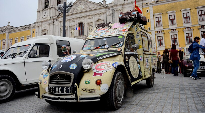 Citroen 2CV, 2 mila esemplari al maxi raduno