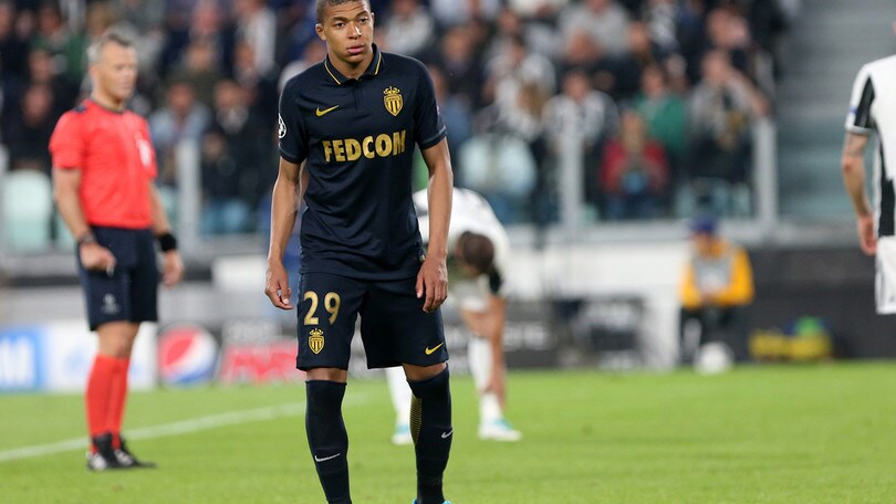 Calciomercato, in quota Mbappé a un passo dal Psg