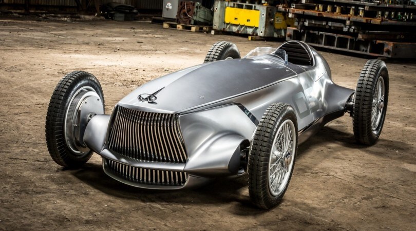 Infiniti Protoype 9, l'elettrica che guarda al passato