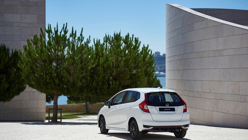Honda Jazz restyling 2017: foto