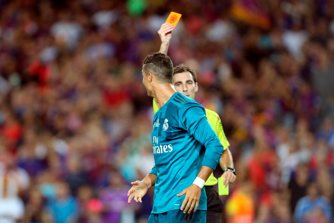 Cristiano Ronaldo sbotta contro la maxi-squalifica: «È una persecuzione»