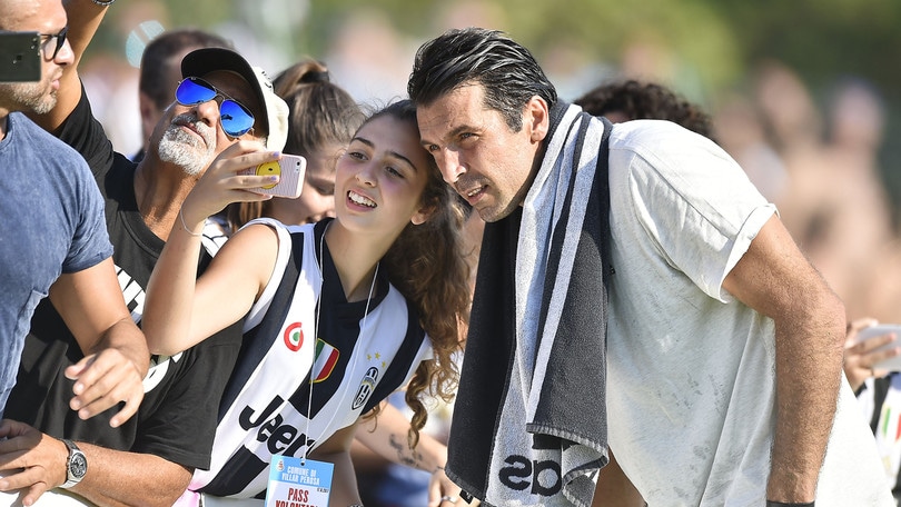 Juve A-Juve B 0-0: le immagini della tradizionale festa a Villar Perosa