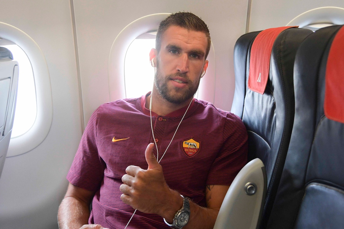 Juventus, adesso un altro mediano. Per Strootman c'è la chiave Cuadrado