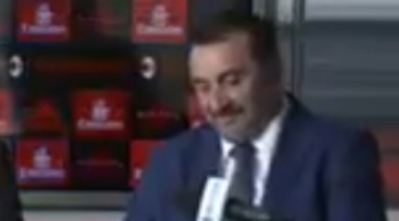 Milan, Mirabelli a Kalinic: «Segna o ritorni là...». Rabbia Fiorentina