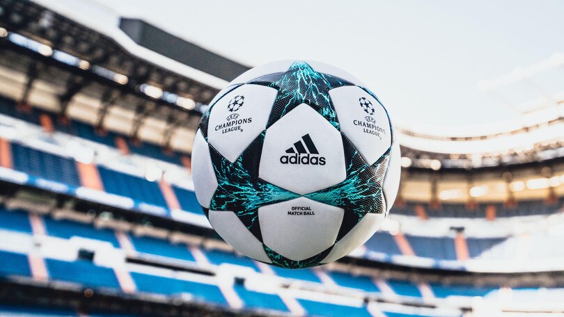 Champions League, presentato il pallone della fase a gironi