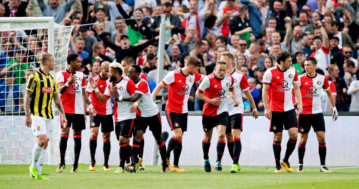 Champions League, tifosi Feyenoord: «Ci sono fontane a Napoli?»