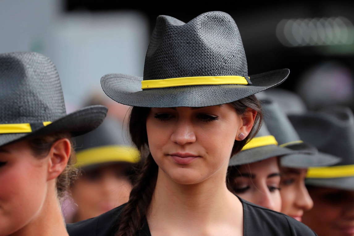 Formula 1, le grid girl a Spa-Francorchamps
