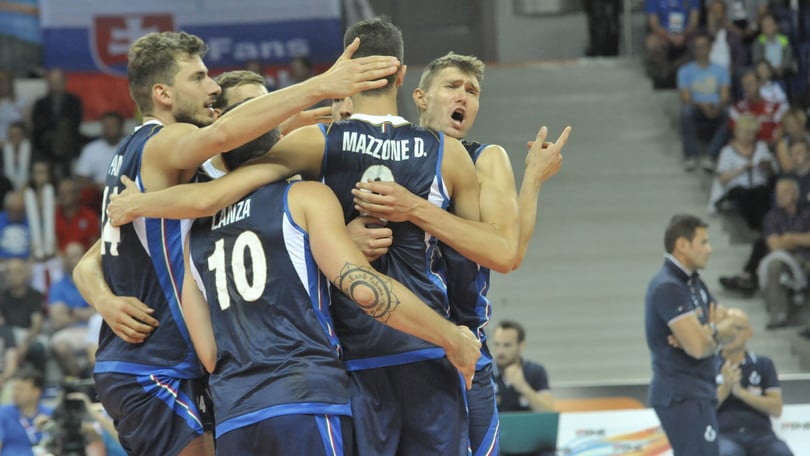 All'Italia torna sorriso e buon gioco. 3-0 alla Slovacchia