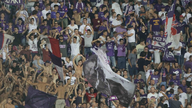 Serie A Fiorentina, gli ultras contestano Della Valle