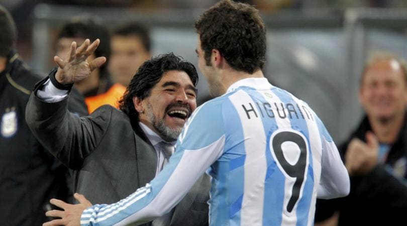Argentina, Maradona: «Icardi e non Higuain? Una mancanza di rispetto»