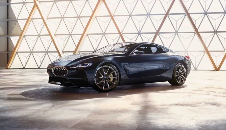 Bmw mostra i muscoli al Salone di Francoforte