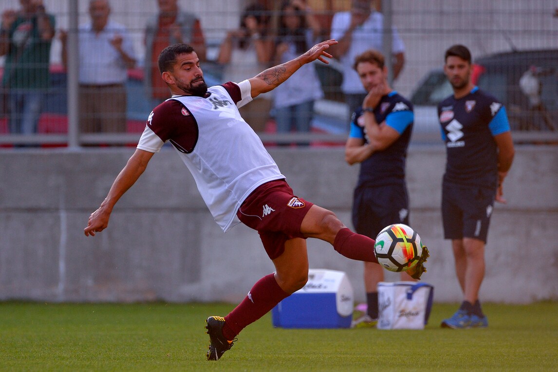Torino: oltre mille tifosi al Filadelfia, si rivede Rincon