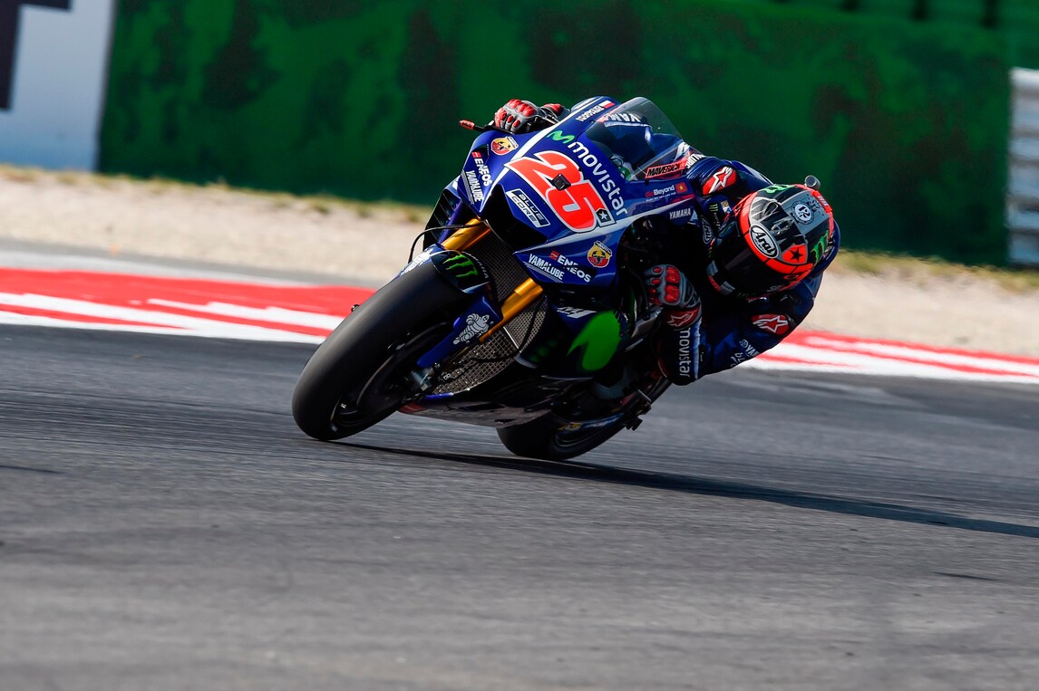 MotoGp San Marino: pole a Viñales, Dovizioso insegue