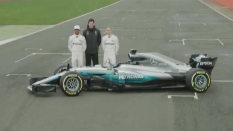 F1, Bottas-Mercedes: avanti fino al 2018