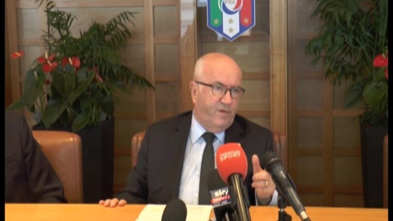 Tavecchio: "Var? E' un problema di tecnologia"