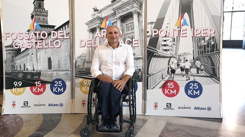 Haki Doku con la sedia a rotelle tra i 4000 della Salomon Running Milano
