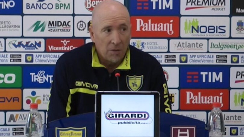 Maran: "Stanchi di uscire dal campo solo con i complimenti"