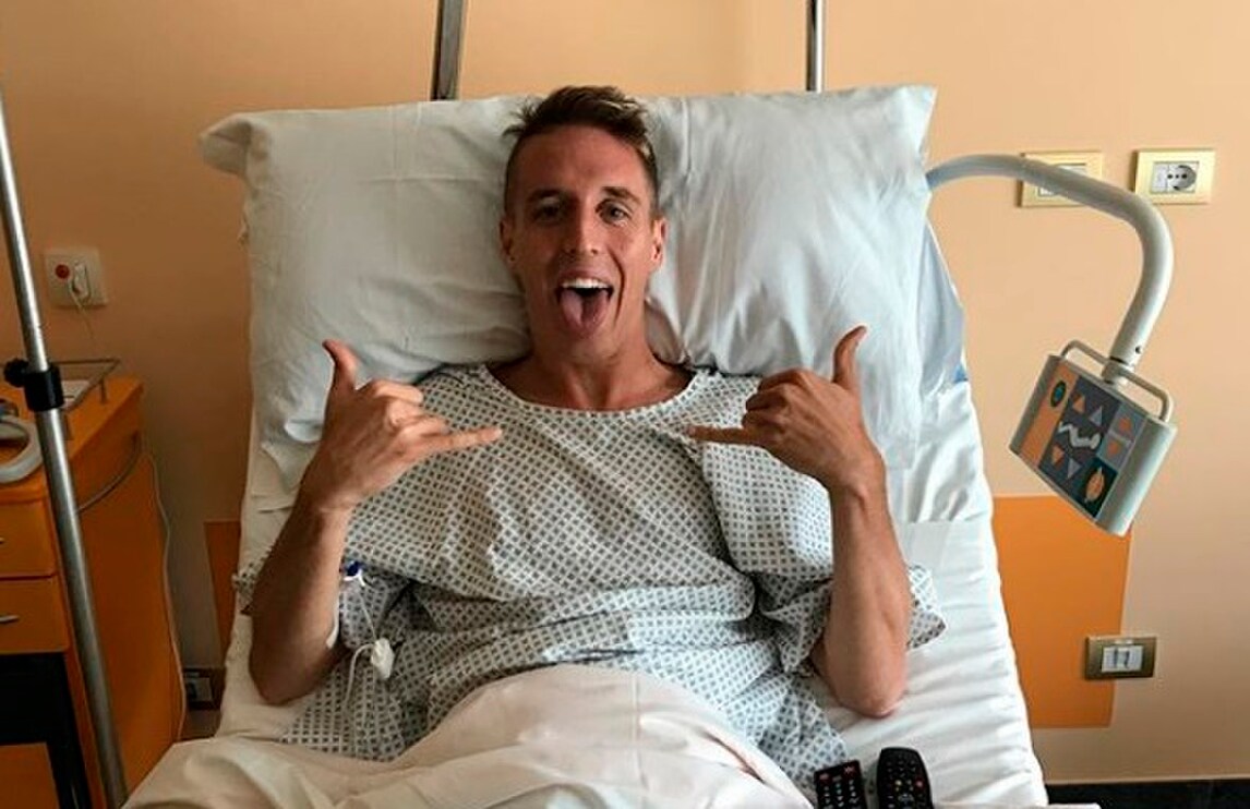 Milan, Conti dopo l'operazione: «Non mollare mai»