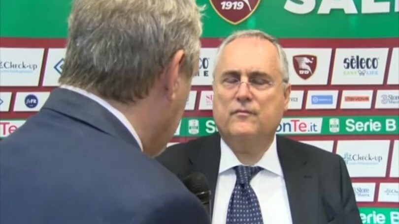Lotito risponde al telefono...ma è intervistato