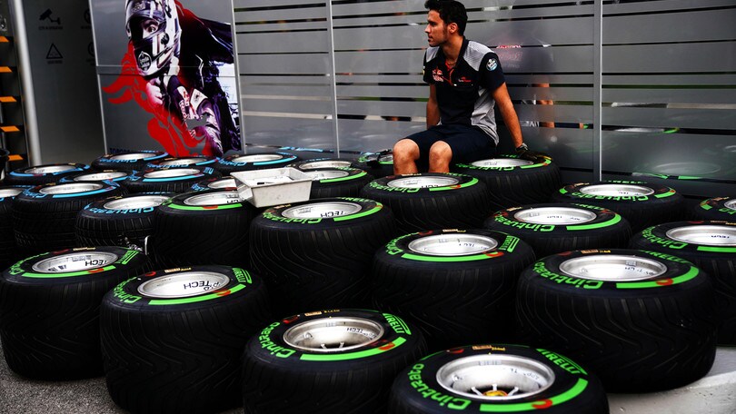 F1 Gp Singapore, Pirelli: «Alta probabilità di safety car, squadre dovranno essere flessibili»