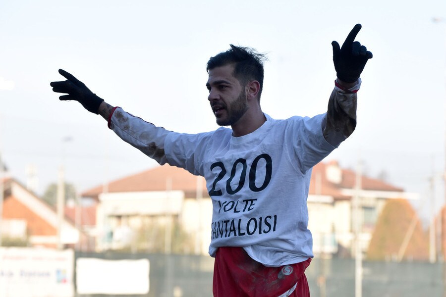 Promozione - Chiamarsi Aloisi, classe e genio della PiscineseRiva