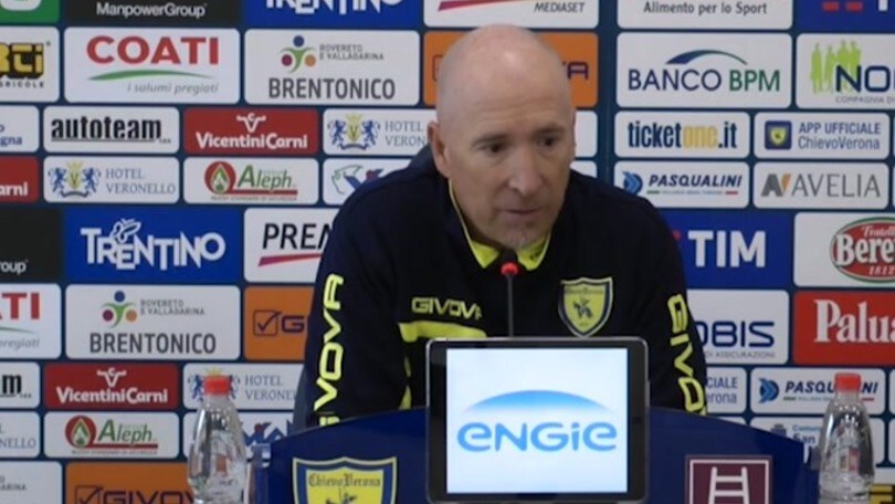 Maran: "Affronteremo un Genoa pericoloso"
