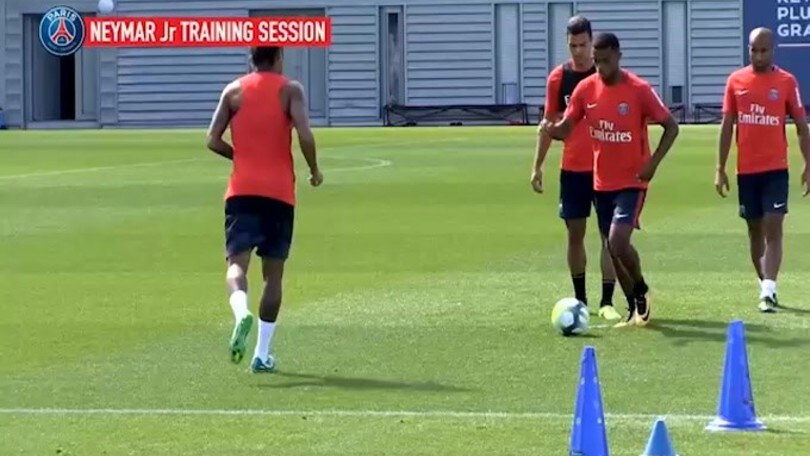 Psg, Neymar chiede la cessione di Cavani
