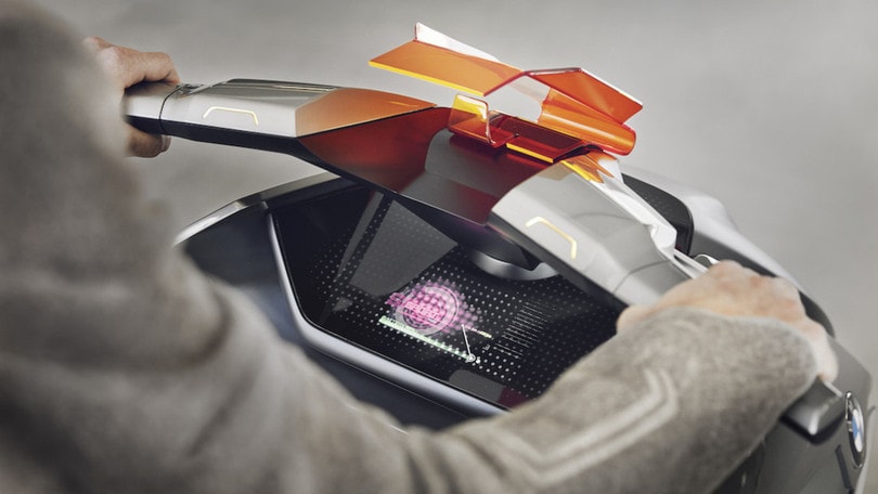 BMW presenta lo scooter del futuro