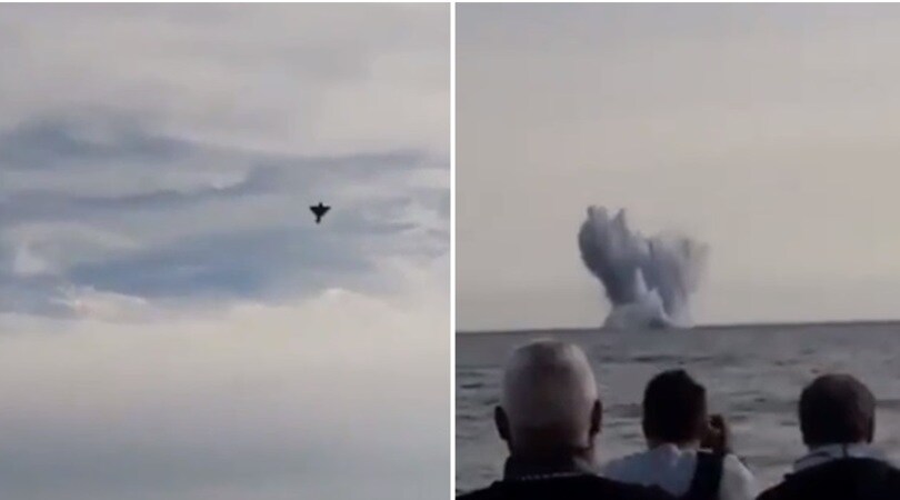 Terracina, Caccia precipita in mare durante air show. Morto il pilota