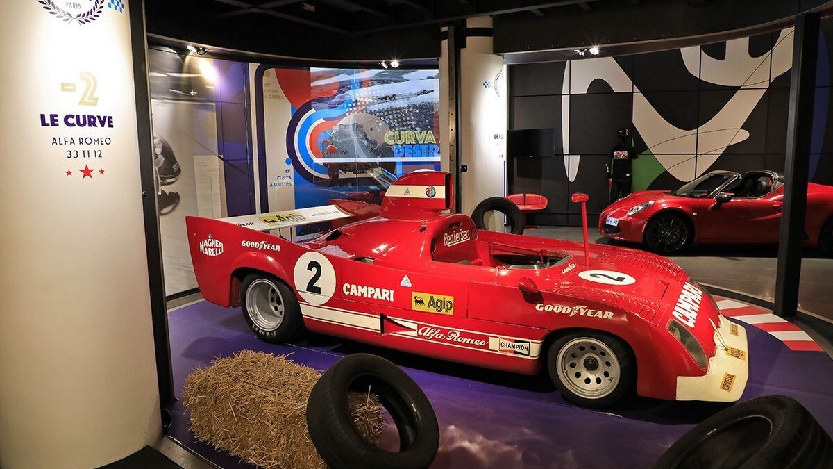 Alfa Romeo, una mostra sulle corse vintage nel cuore di Parigi