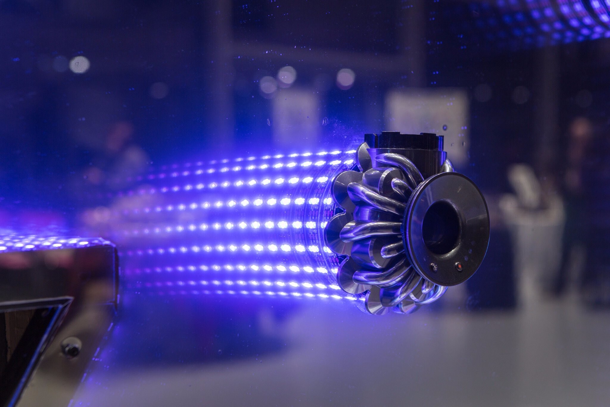 Dyson, dall'aspirapolvere al prototipo di auto elettrica