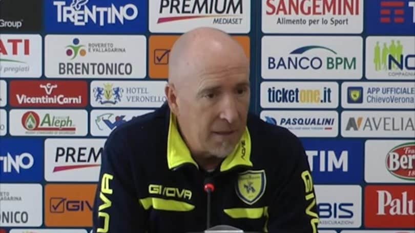 Maran: "Test con la Fiorentina importante per noi"