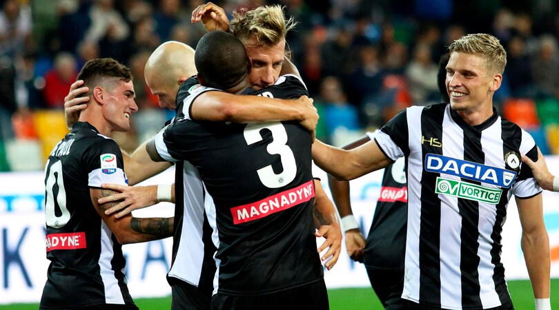 Serie A, Udinese-Sampdoria 4-0: tre rigori, un rosso e la doppietta di Maxi Lopez